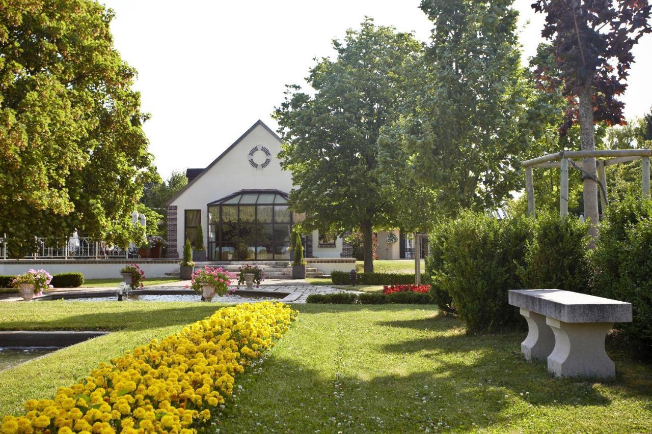 Hostellerie Briqueterie & Spa Champagne Vinay  Екстер'єр фото The new crematorium