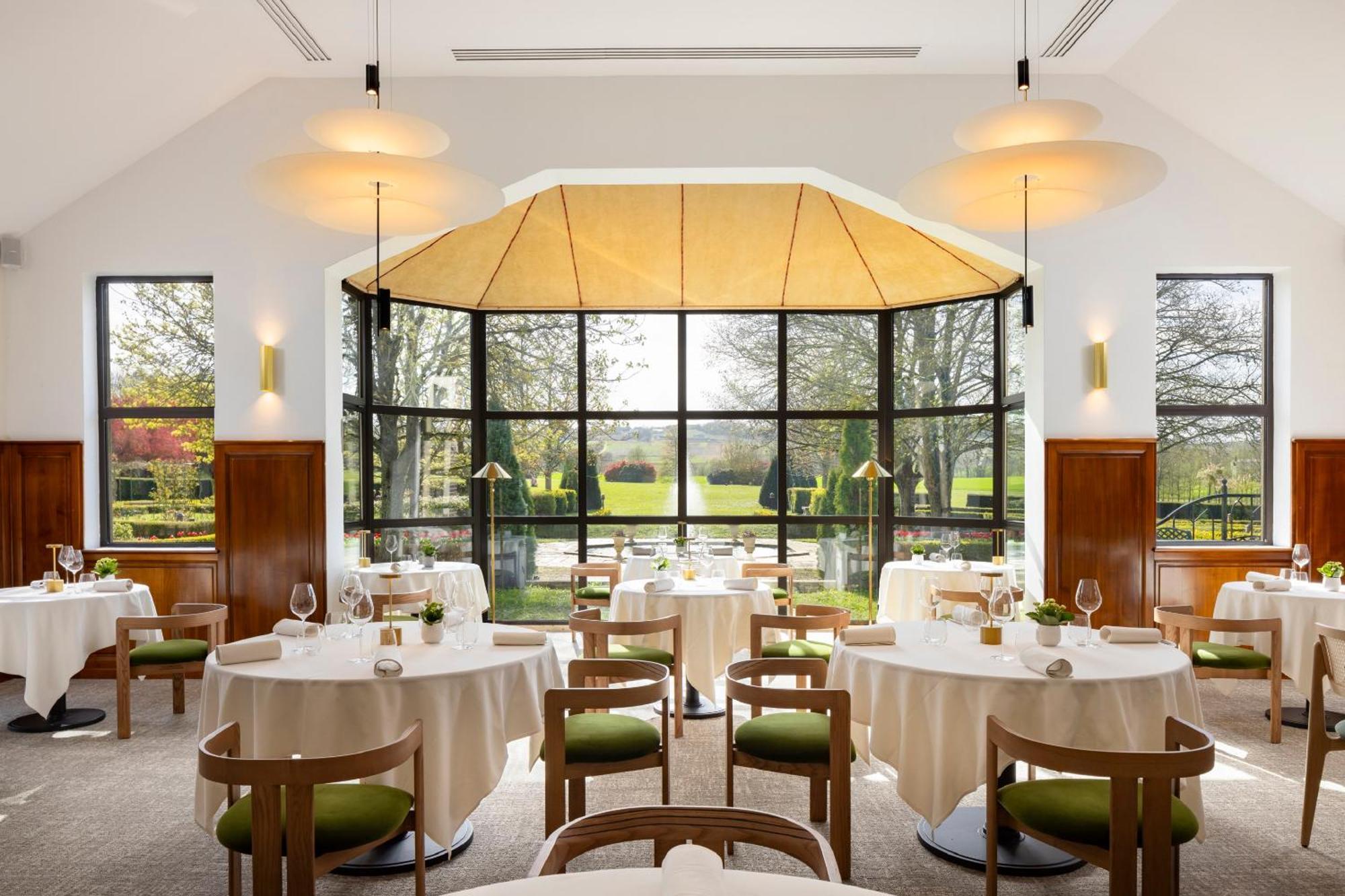 Hostellerie Briqueterie & Spa Champagne Vinay  Екстер'єр фото Restaurant "Le Grand Chef"
