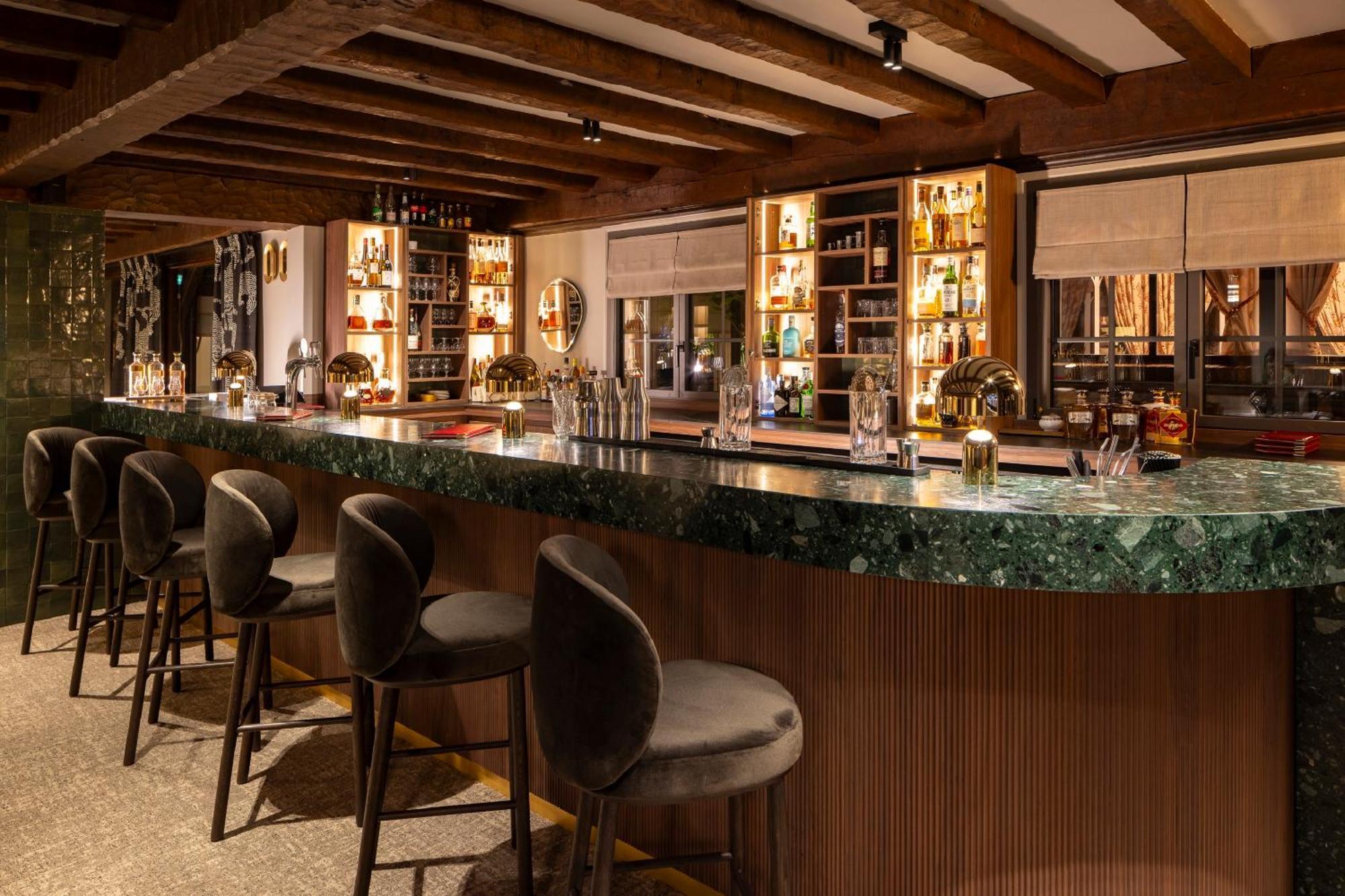 Hostellerie Briqueterie & Spa Champagne Vinay  Екстер'єр фото The bar at the Mandarin Oriental, Munich